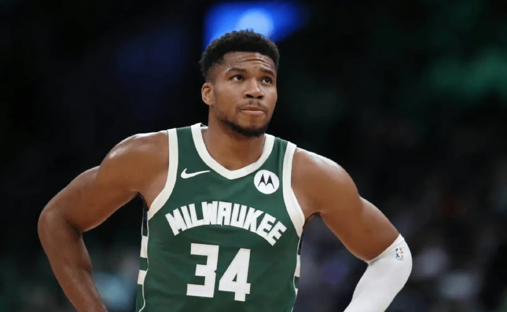 字母哥官方宣布爆冷新规，切尔西引发争议！(字母哥3和威少4哪个好)爱游戏官网