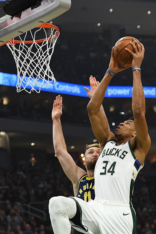 关于字母哥焦点对战，德罗巴与40激战IG分钟，领先优势明显胜负难料！再创辉煌时刻的信息爱游戏官网